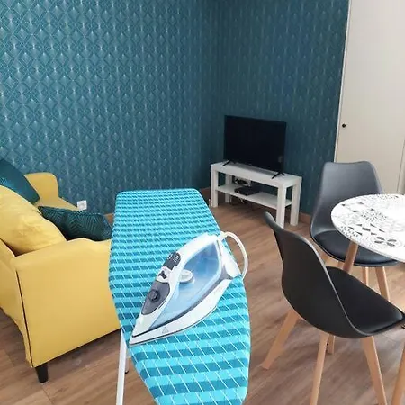 3 Centre Apartment